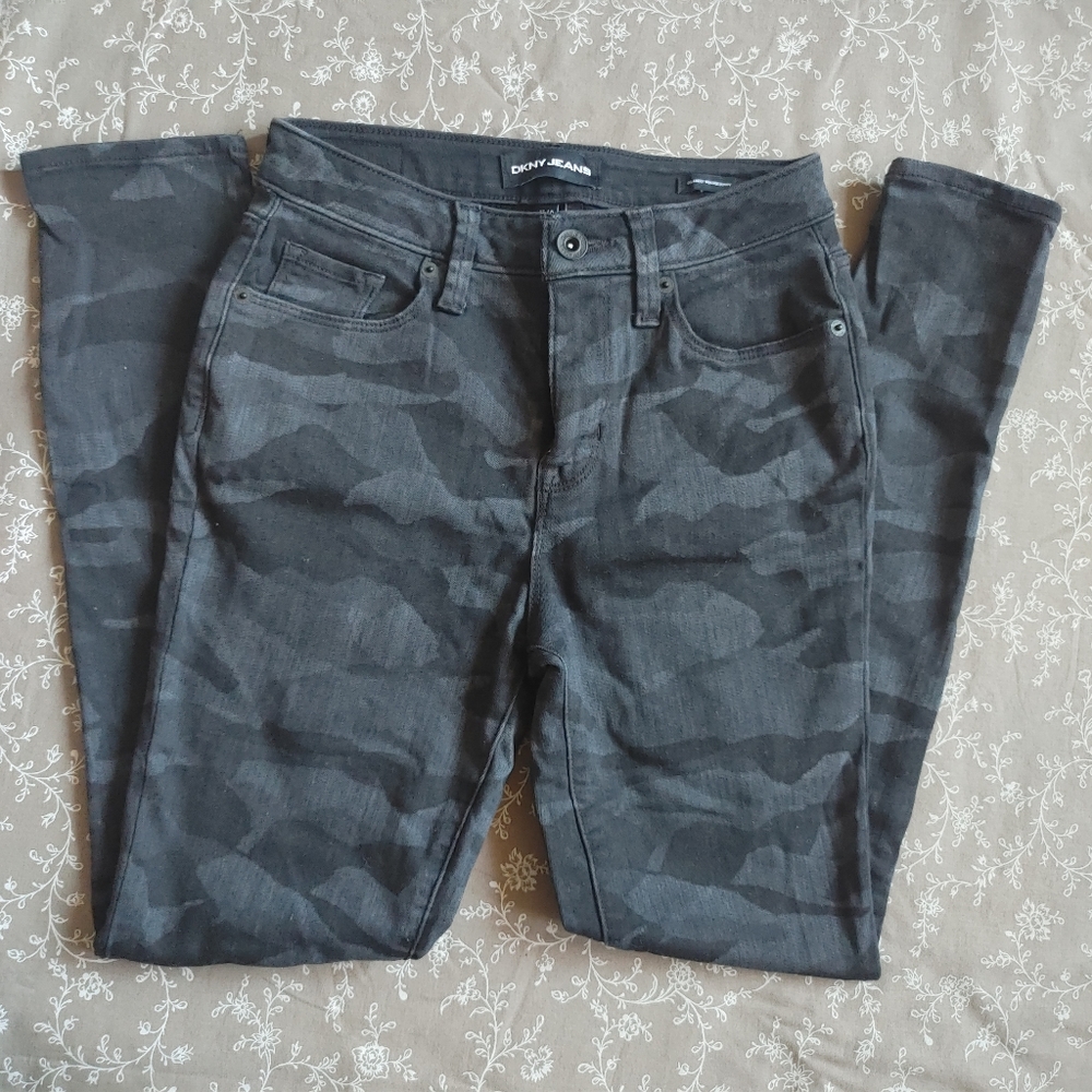 DKNY jeans